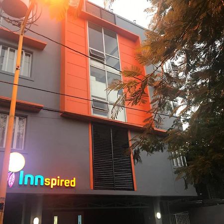 Innspired Hostel Ph In Makati, Metro Manila Makati City Bagian luar foto
