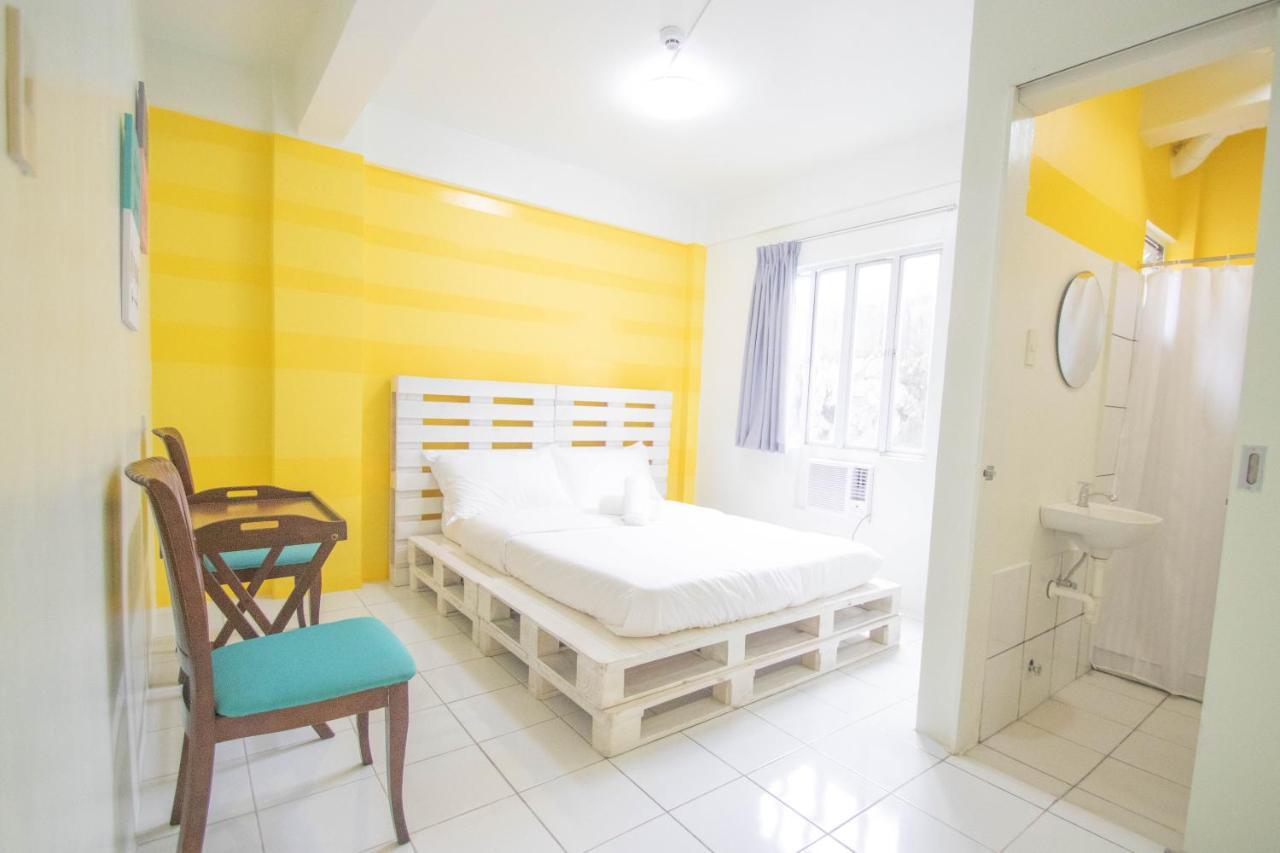 Innspired Hostel Ph In Makati, Metro Manila Makati City Bagian luar foto