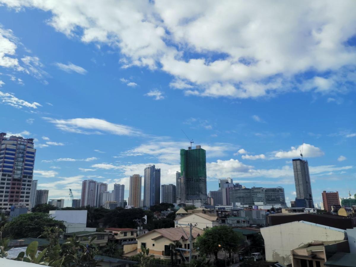 Innspired Hostel Ph In Makati, Metro Manila Makati City Bagian luar foto