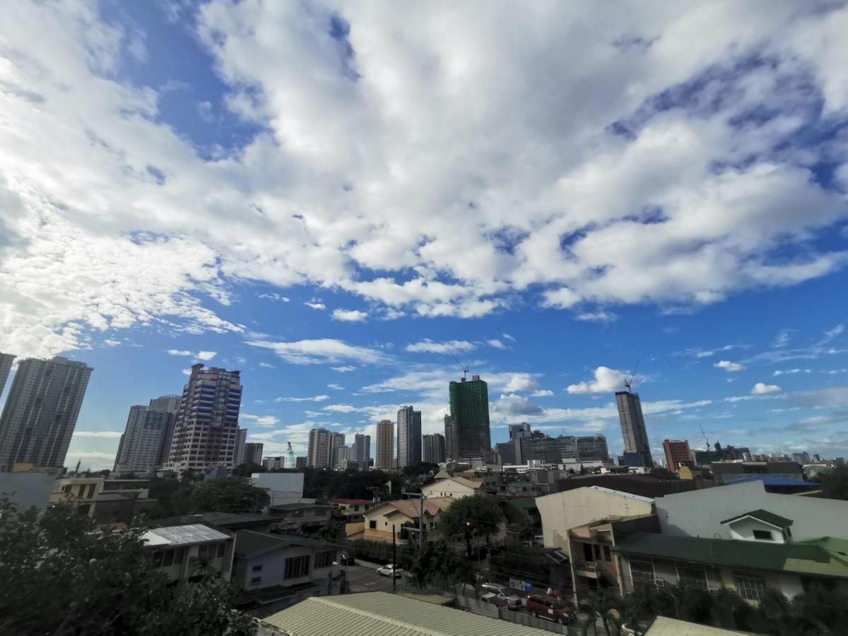 Innspired Hostel Ph In Makati, Metro Manila Makati City Bagian luar foto