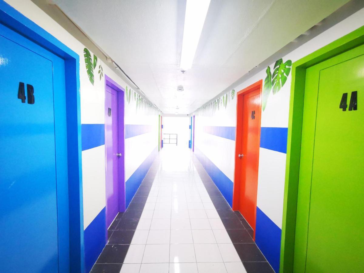Innspired Hostel Ph In Makati, Metro Manila Makati City Bagian luar foto