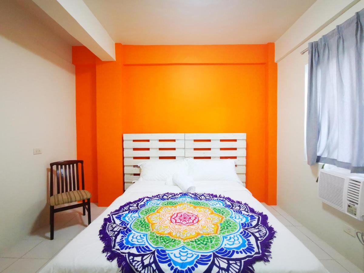 Innspired Hostel Ph In Makati, Metro Manila Makati City Bagian luar foto