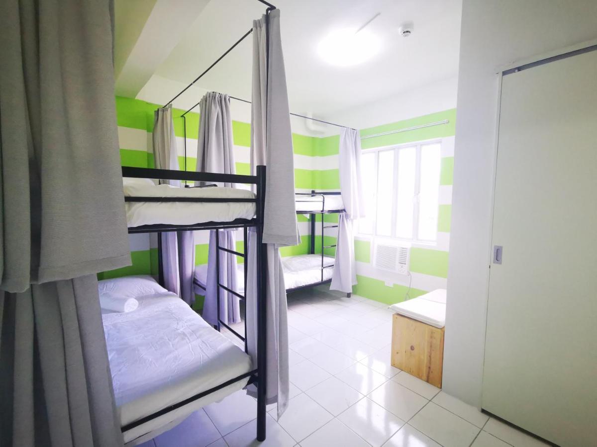 Innspired Hostel Ph In Makati, Metro Manila Makati City Bagian luar foto