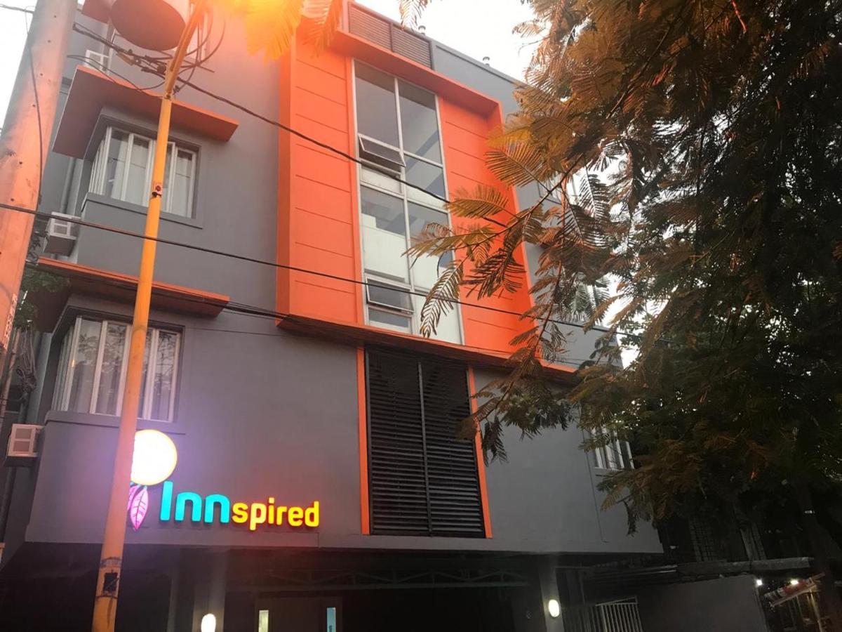 Innspired Hostel Ph In Makati, Metro Manila Makati City Bagian luar foto
